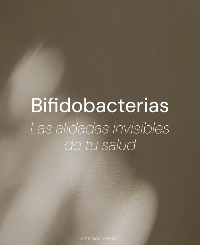 Las bifidobacterias trabajan en silencio, pero su impacto se nota en todo tu cuerpo 🦠💫Desde la digestión hasta el estado de ánimo, el metabolismo y tus defensas, estas pequeñas aliadas son clave para un equilibrio profundo y una vida más larga y saludable.👉 En este carrusel te cuento qué hacen y cómo puedes cuidarlas con hábitos simples. ✅...#Microbiota #SaludDigestiva #BienestarIntegral #Longevidad #publi